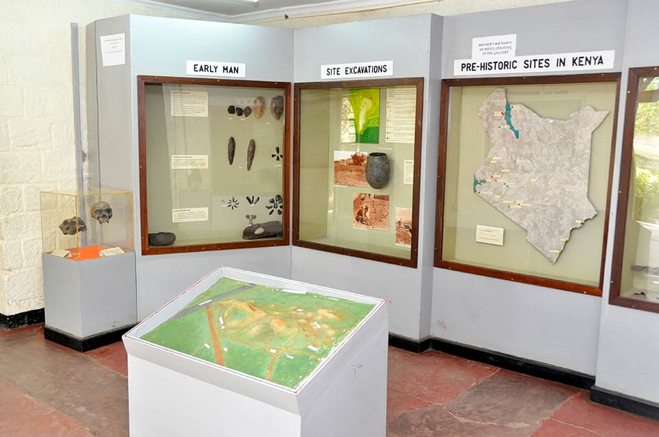 Hyrax Hill Prehistoric Site — Nakuru